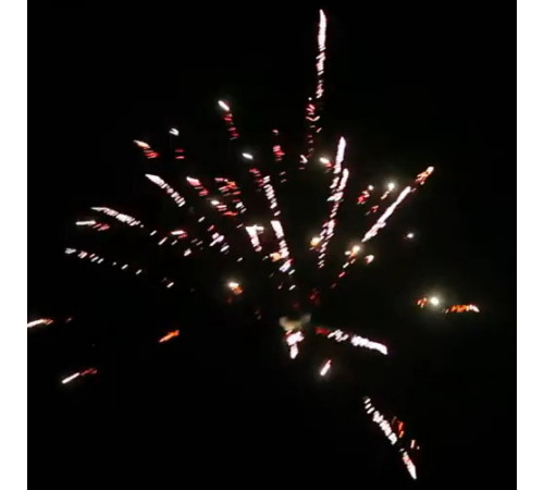 Веерный фейерверк 200 залпов «200 метров над землей» Joker Fireworks JF C15-200/01V01
