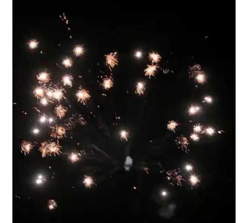 Фейерверк 16 залпов «Крошка Лосяш» Joker Fireworks JF C20-16/02